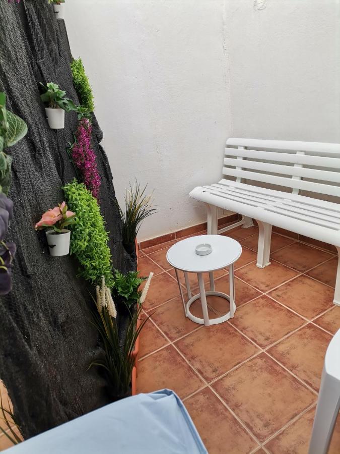 B Ensuite Appartment Con Zona De Patio 阿雷西费 外观 照片
